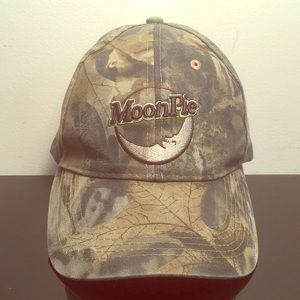 Camo Moonpie hat